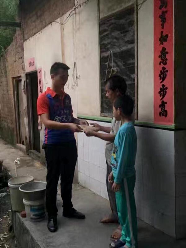 健康运动，致力善举，兴宁宅男视频在线观看陶足球队好样的！