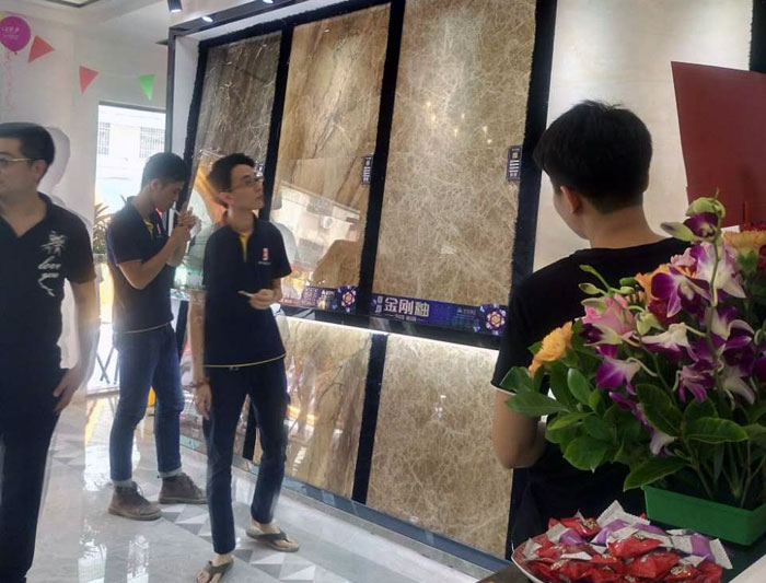 宅男视频在线观看陶 瓷砖代理  陶瓷一线宅男视频色版APP 普宁 开业