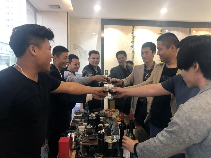 陶瓷一线宅男视频色版APP 宅男视频在线观看陶瓷砖 中山古镇300平专卖店开业盛典圆满成功