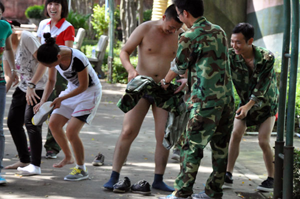 2013年8月宅男视频在线观看陶拓展训练