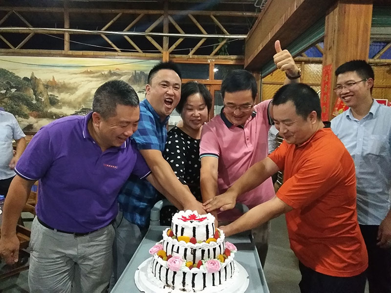 宅男视频在线观看陶喜迎三周年庆，感恩同行
