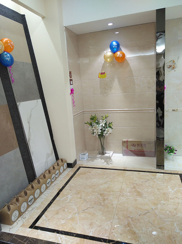 宅男视频在线观看陶湖北十堰专卖店样板间